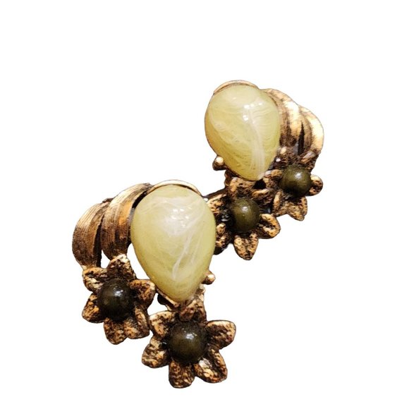 Vintage Signed Selini Acrylic Clip Earrings (A1974) - Picture 2 of 5